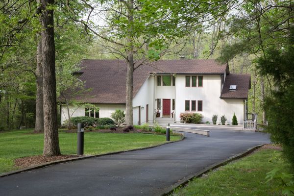 Cost of Blacktop Resurfacing in Woodinville