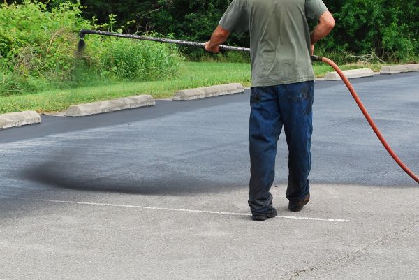 Lot Sealcoating in Woodinville