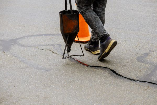 Cost of Hot Crack Filling in Woodinville