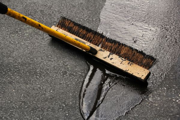 Asphalt Driveway Sealing in Woodinville