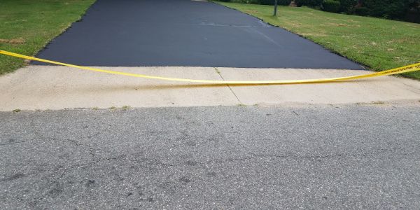 Driveway Sealcoating in Woodinville